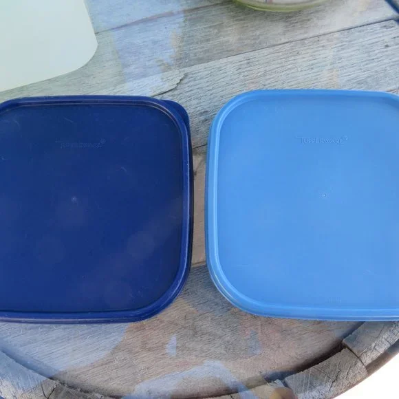 Tupperware Food Storage - Picture 3 of 7
